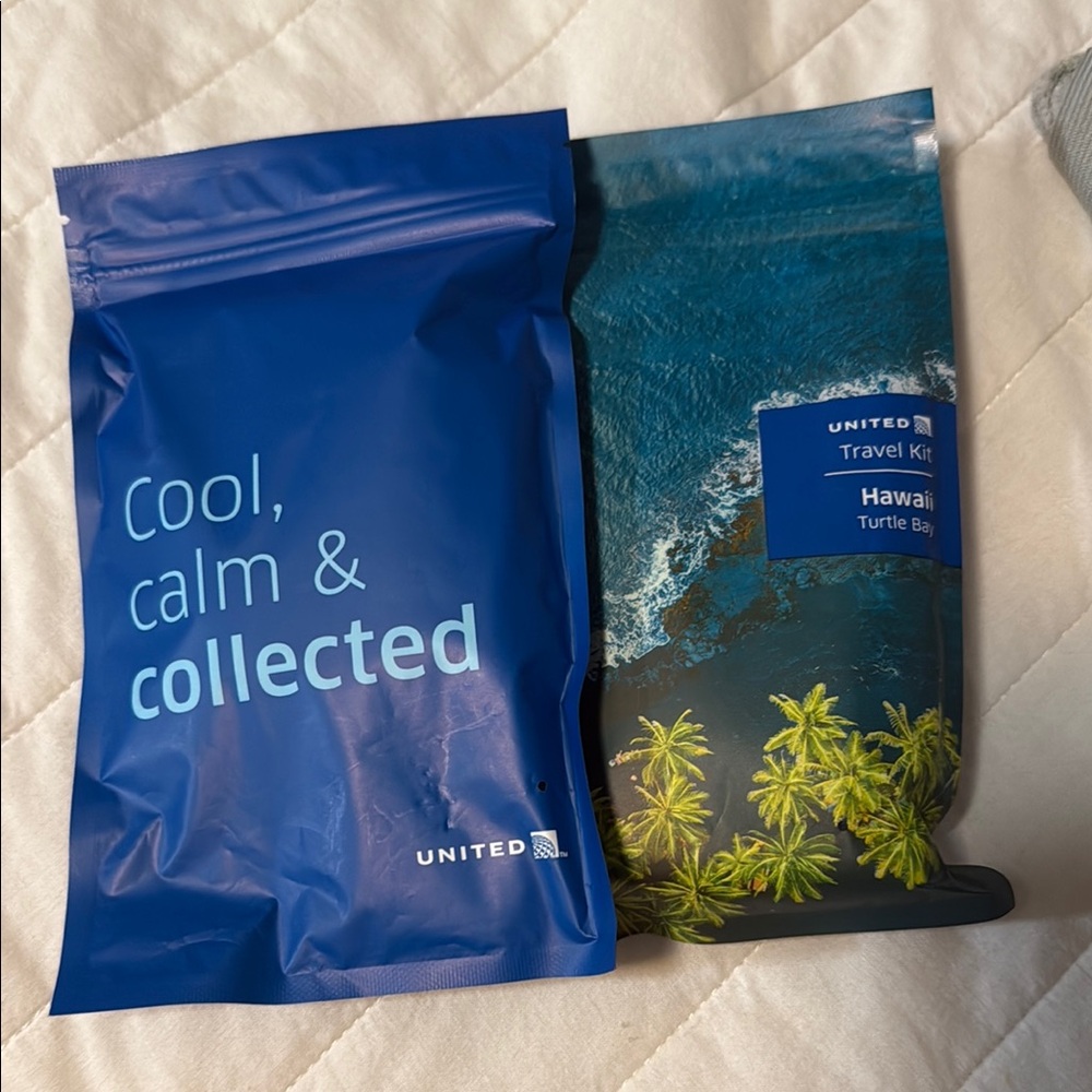 United Travel Kit with Blue and Green Design